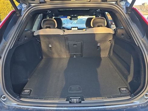 New 2026 Volvo XC60 B5 Plus w/ Climate Package AWD/4WD image 24