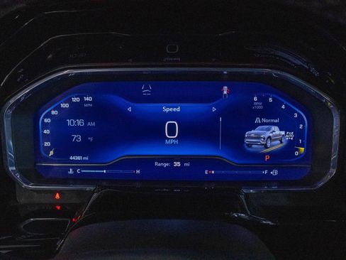 Used 2022 Chevrolet Silverado 1500 ZR2 w/ Technology Package image 16