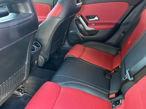 Used 2022 Mercedes-Benz CLA 250 image 11