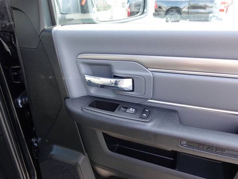 Used 2023 RAM 1500 Classic SLT w/ Electronics Convenience Group AWD/4WD image 35