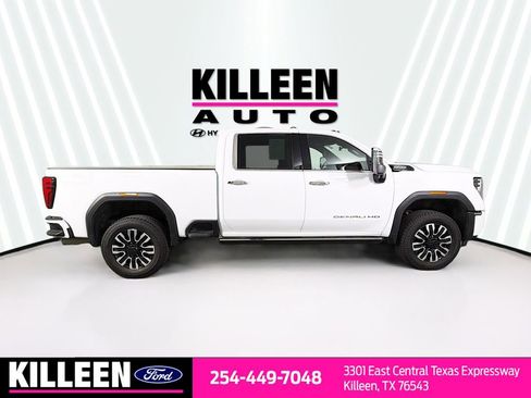 Used 2024 GMC Sierra 2500 Denali Ultimate image 9
