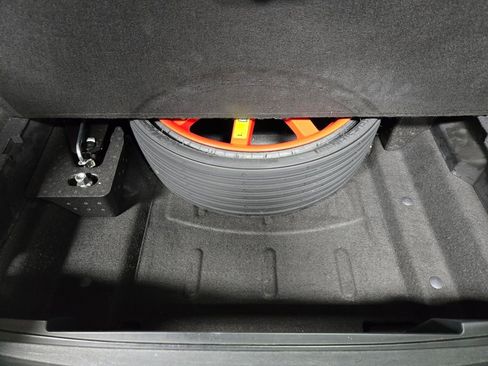 Used 2018 Porsche Macan image 44