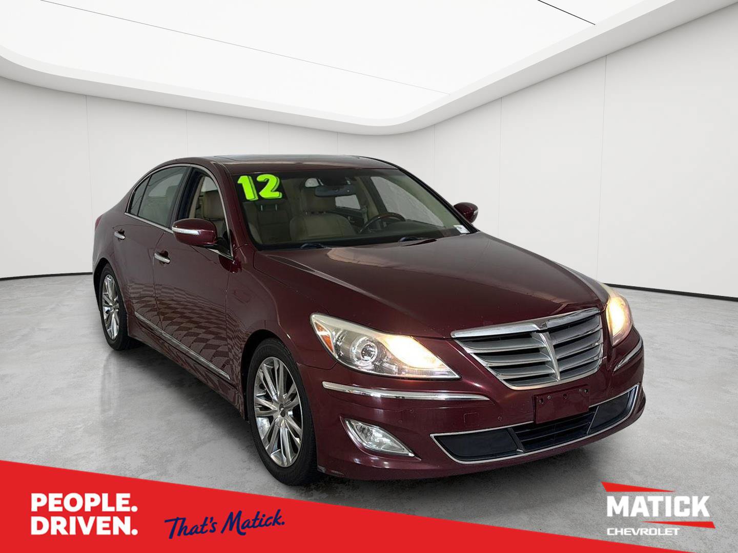 Used 2012 Hyundai Genesis 4.6 RWD image 1