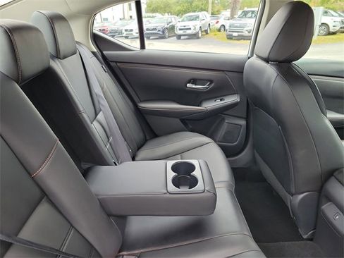Used 2023 Nissan Sentra SR w/ SR Premium Package image 29