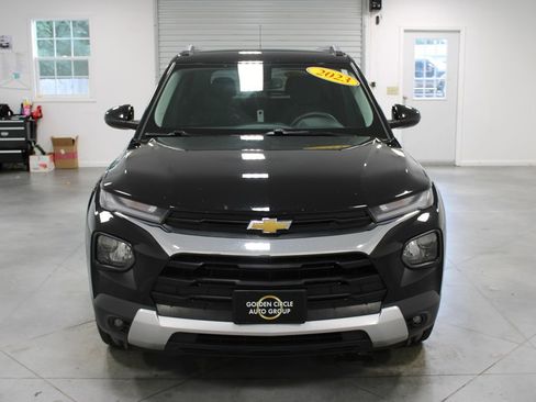 Used 2023 Chevrolet TrailBlazer LT w/ Convenience Package image 3
