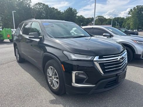 Used 2023 Chevrolet Traverse LT AWD/4WD image 2