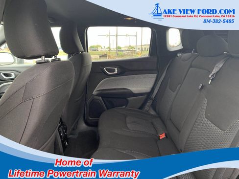 Used 2024 Jeep Compass Sport AWD/4WD image 37