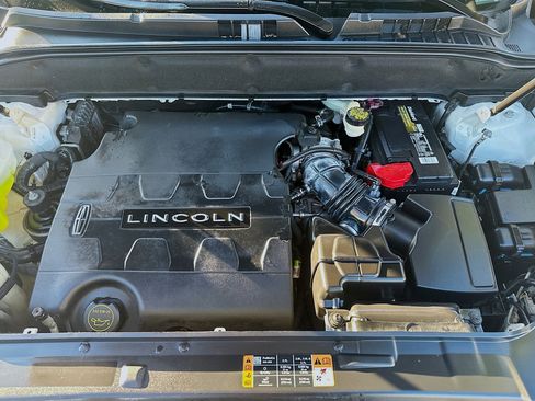 Used 2016 Lincoln MKX Select w/ Select Plus Package image 33