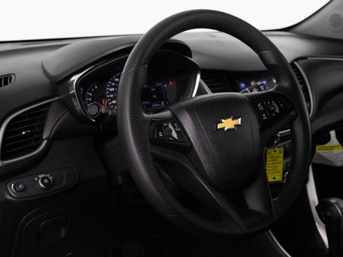 Used 2021 Chevrolet Trax LT image 31