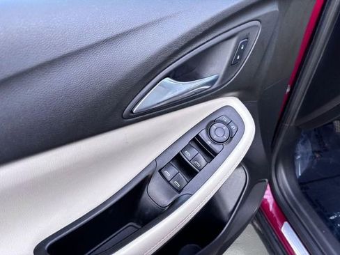 Used 2022 Buick Encore GX Preferred w/ Cold Weather Comfort Package image 13