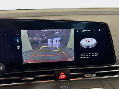 Certified 2023 Hyundai Elantra SEL w/ Convenience Package FWD image 16