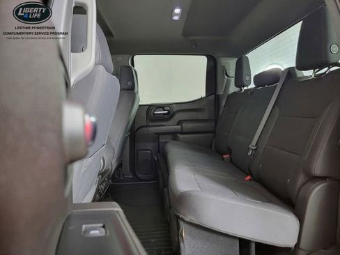Used 2021 Chevrolet Silverado 1500 LT AWD/4WD image 15