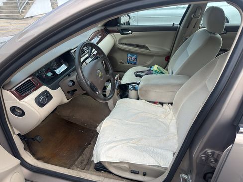 Used 2006 Chevrolet Impala LT w/ Preferred Equipment Group FWD image 11