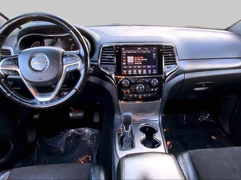 Used 2019 Jeep Grand Cherokee Altitude AWD/4WD image 15