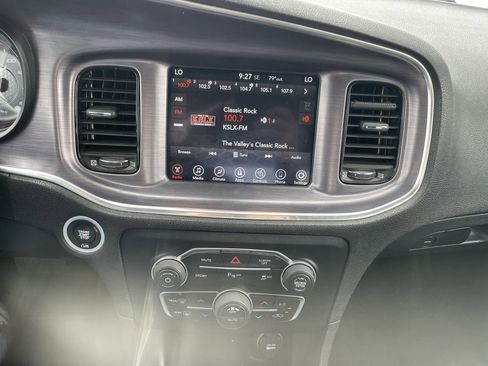 Used 2017 Dodge Charger R/T w/ Driver Confidence Group RWD image 17