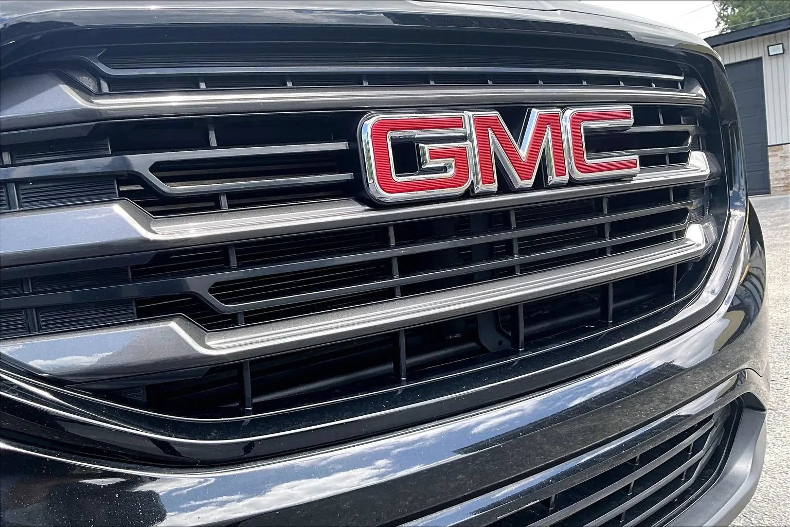 Used 2020 GMC Terrain SLE w/ Driver Convenience Package FWD image 29
