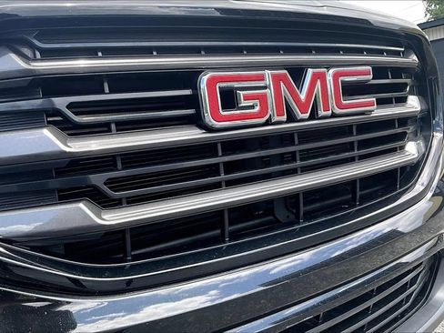 Used 2020 GMC Terrain SLE w/ Driver Convenience Package FWD image 29