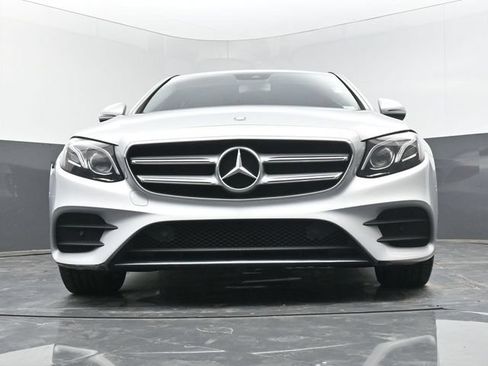 Used 2017 Mercedes-Benz E 300 4MATIC image 43
