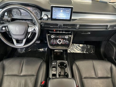 Used 2020 Lincoln Corsair FWD w/ Premium Package image 13