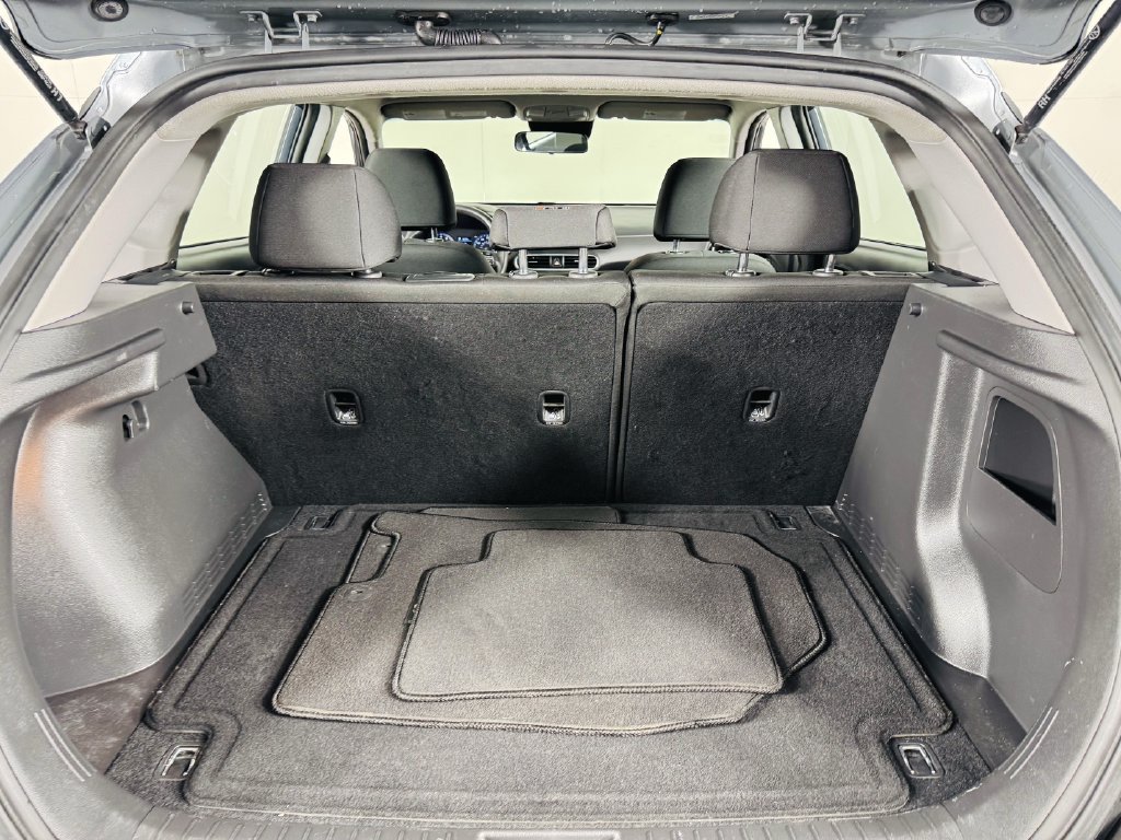 Used 2019 Hyundai Kona SE FWD image 23