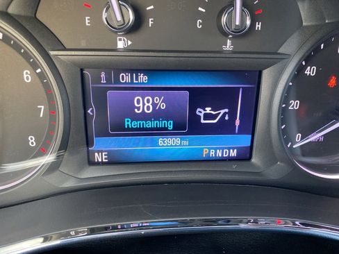 Used 2021 Buick Encore Preferred image 20