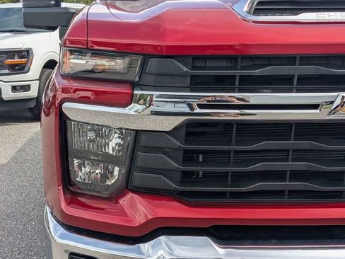 Used 2024 Chevrolet Silverado 2500 LT w/ All Star Edition AWD/4WD image 8
