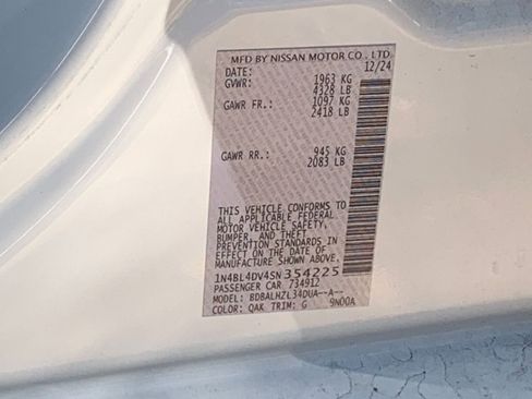 Used 2025 Nissan Altima 2.5 SV image 10