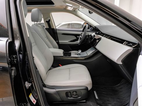 Used 2024 Land Rover Range Rover Evoque S image 36