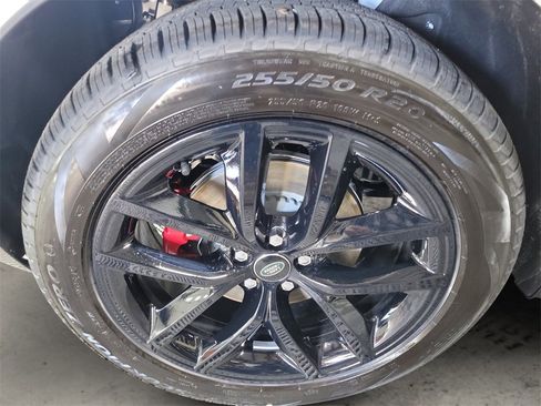 New 2025 Land Rover Range Rover Velar Dynamic SE image 12