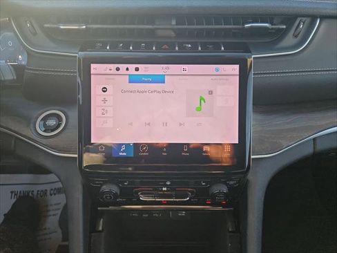 Certified 2022 Jeep Grand Cherokee L Limited image 16