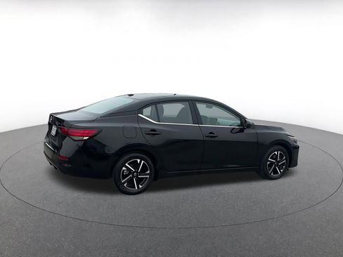 Used 2025 Nissan Sentra SV image 15