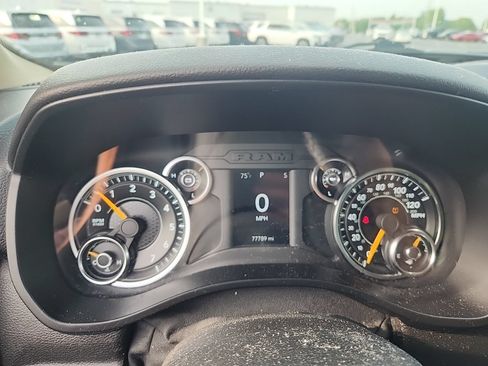 Used 2019 RAM 1500 Big Horn AWD/4WD image 10