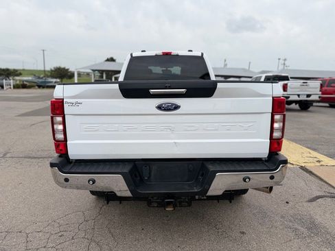 Used 2022 Ford F250 XLT w/ XLT Premium Package AWD/4WD image 5