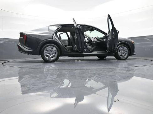 Certified 2025 Kia K4 LX image 47