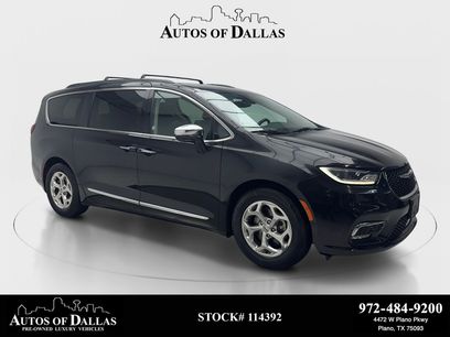 Used 2022 Chrysler Pacifica Limited