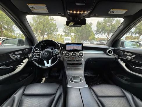 Used 2022 Mercedes-Benz GLC 300 4MATIC w/ Multimedia Package Lite image 20