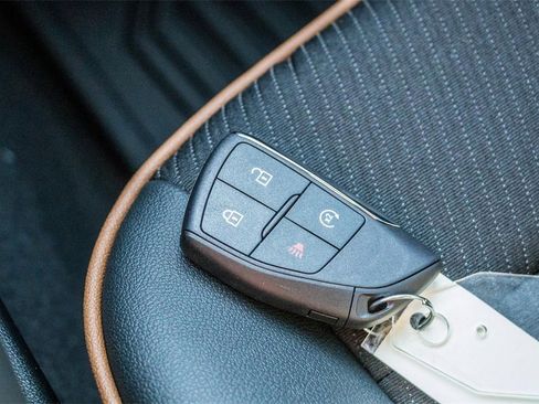 New 2026 GMC Canyon AT4 image 31