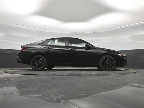 New 2026 Hyundai Elantra Sport FWD image 38