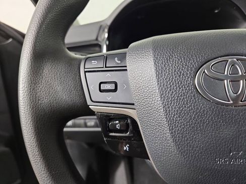 Used 2025 Toyota Camry LE image 22