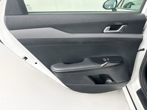 Used 2025 Kia K5 LXS image 25