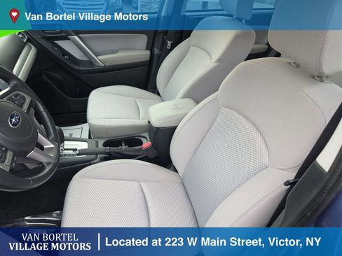 Used 2018 Subaru Forester 2.5i w/ Alloy Wheel Package image 10