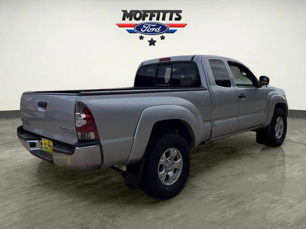 Used 2011 Toyota Tacoma PreRunner w/ SR5 Pkg #2 RWD image 5