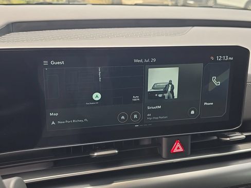 New 2027 Kia Carnival FWD image 23