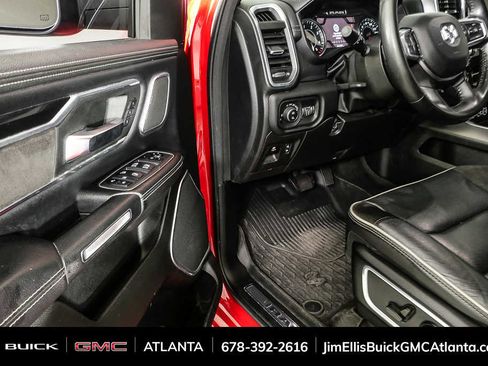 Used 2022 RAM 1500 Laramie AWD/4WD image 7