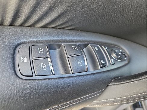 Used 2020 Nissan Armada Platinum w/ Captain's Chairs Package AWD/4WD image 16