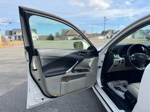 Used 2012 Lexus IS 250 image 10