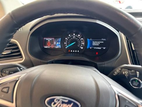 Used 2022 Ford Edge SEL w/ Convenience Package AWD/4WD image 16