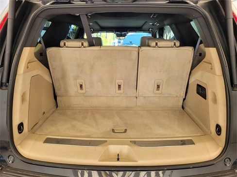 Used 2023 Cadillac Escalade Premium Luxury w/ Performance Package image 33