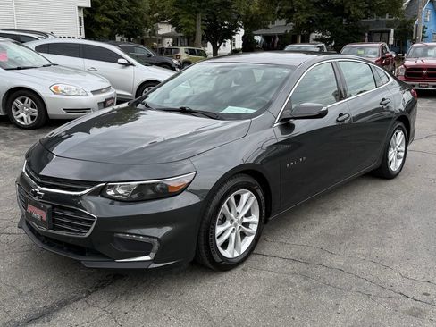Used 2016 Chevrolet Malibu LT w/ Driver Confidence Package image 3