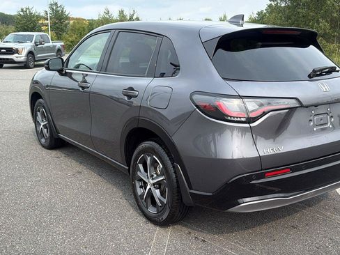 Used 2024 Honda HR-V EX-L image 9
